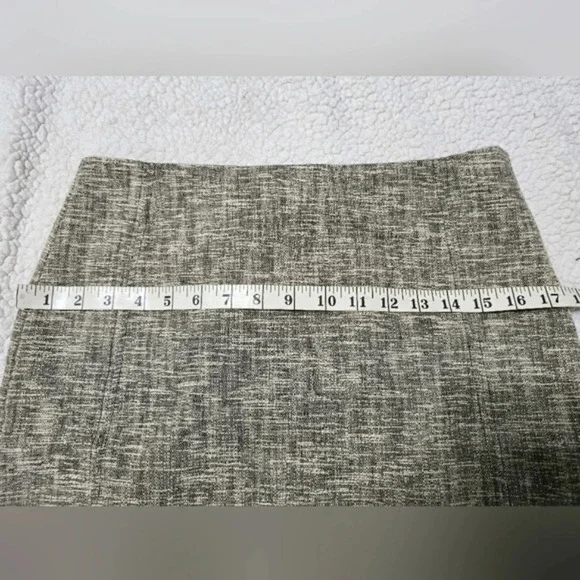 ✨️4/$20. Anne Taylor LOFT Nwot Petite A Line Skirt Lined Tweed Beige Black Women - Picture 4 of 13